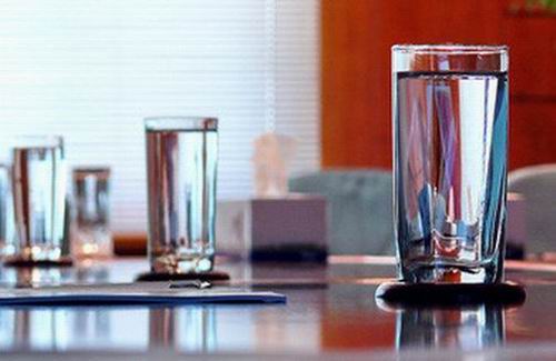 Как правильно пить воду