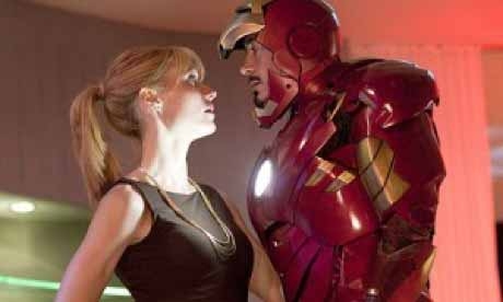 Почему женщинам нравятся мужчины в красной одежде