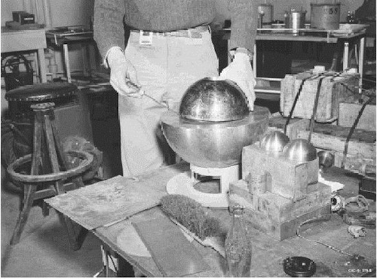 7 великих изобретателей, убитых собственными изобретениями 7 великих изобретателей, убитых собственными изобретениями