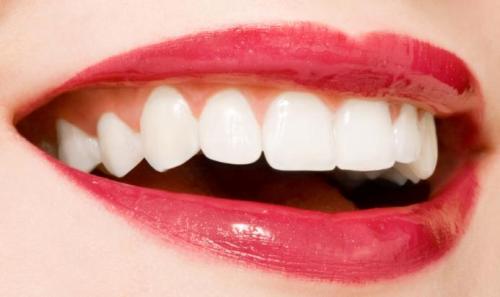 Почему от сладкого болят зубы?