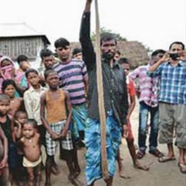 Змея умерла от укуса мужчины