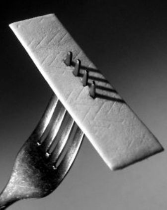 Рестораны дают вам бесплатную мятную жевательную резинку чтобы успокоить желудок, а не для того, чтобы вы освежили дыхание