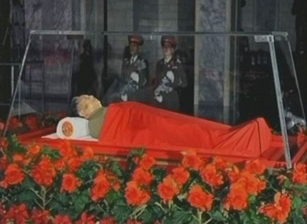 Краткий экскурс в бальзамирование мировых вождей Краткий экскурс в бальзамирование мировых вождей