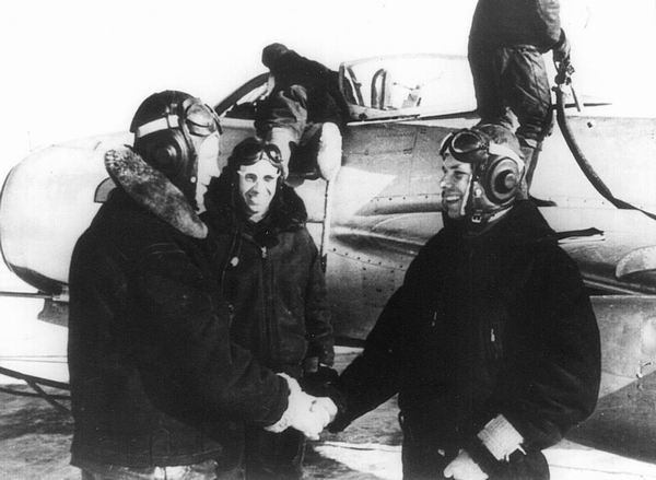 Юрий Гагарин — гражданин Земли Юрий Гагарин — гражданин Земли